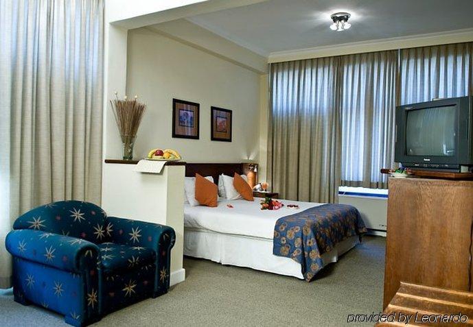 Hotel Thuringerhof Уиндхоек Екстериор снимка