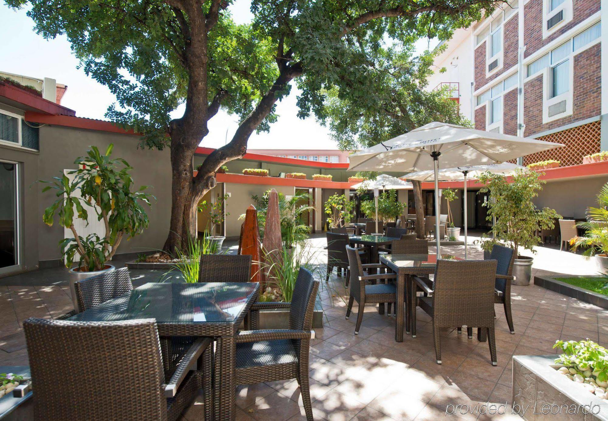 Hotel Thuringerhof Уиндхоек Екстериор снимка