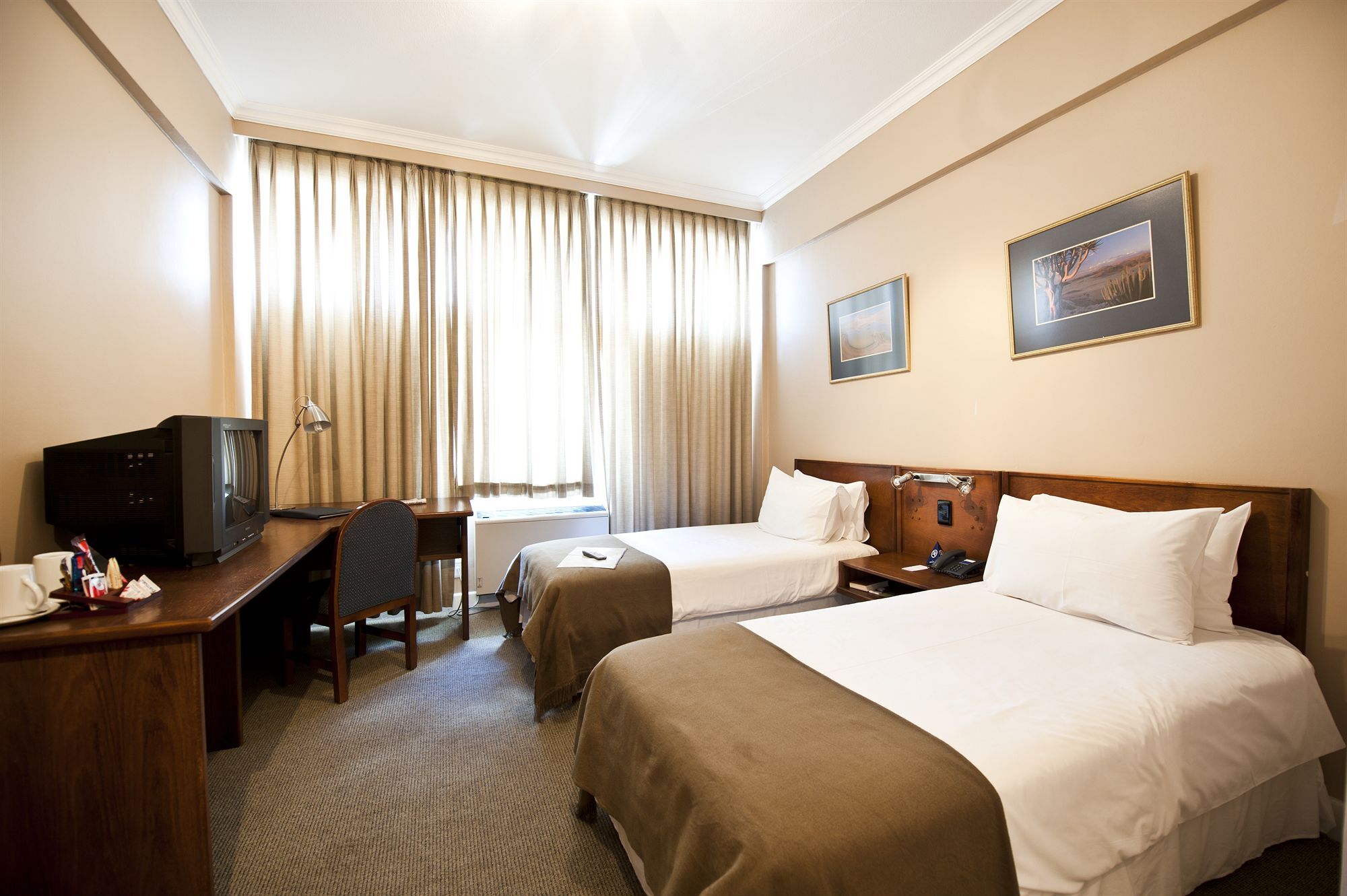 Hotel Thuringerhof Уиндхоек Екстериор снимка