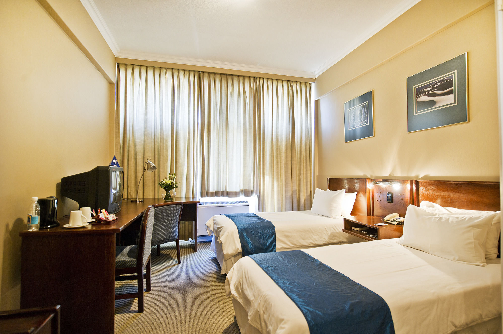 Hotel Thuringerhof Уиндхоек Екстериор снимка