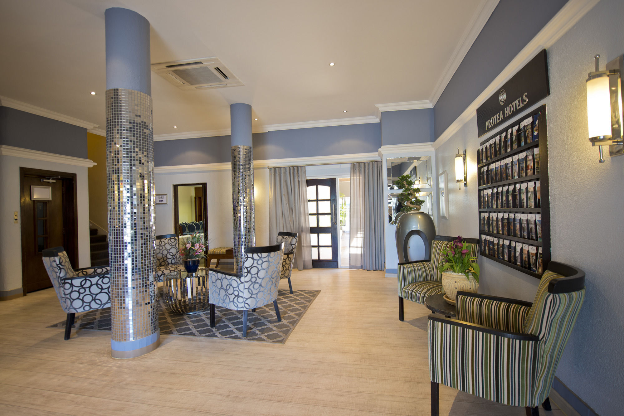 Hotel Thuringerhof Уиндхоек Екстериор снимка